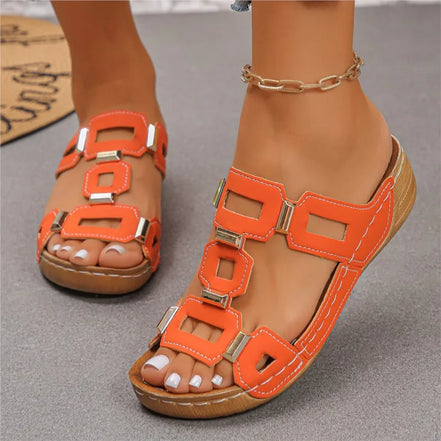 Sandales Compensées Ergonomiques – Orange Solaire & Découpes Géométriques