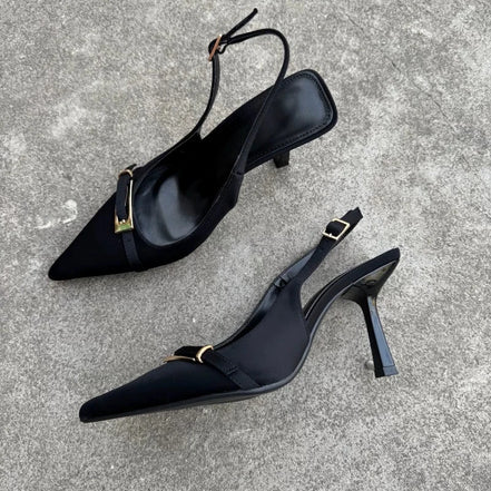 Escarpins Slingbacks Pointus – Bordeaux Satiné & Boucle Dorée