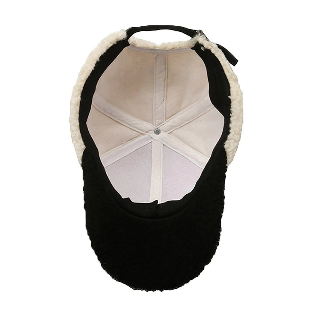 Casquette AKJ Fashion noire et crème en sherpa, ajustable, style baseball vintage