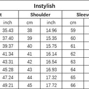 Tableau des tailles AKJ Fashion pour chemise effet lin col mao, jaune safran, manches longues.