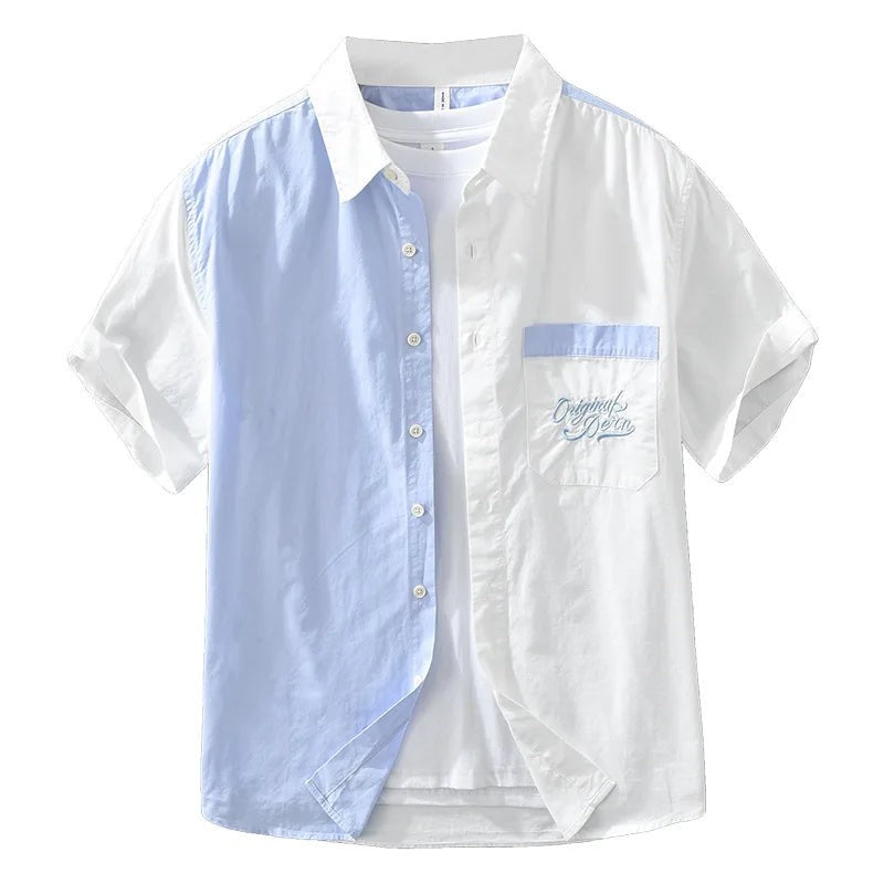 Chemise AKJ Fashion homme manches courtes color-block bleu ciel et blanc, poche poitrine brodée, col classique, popeline de coton.