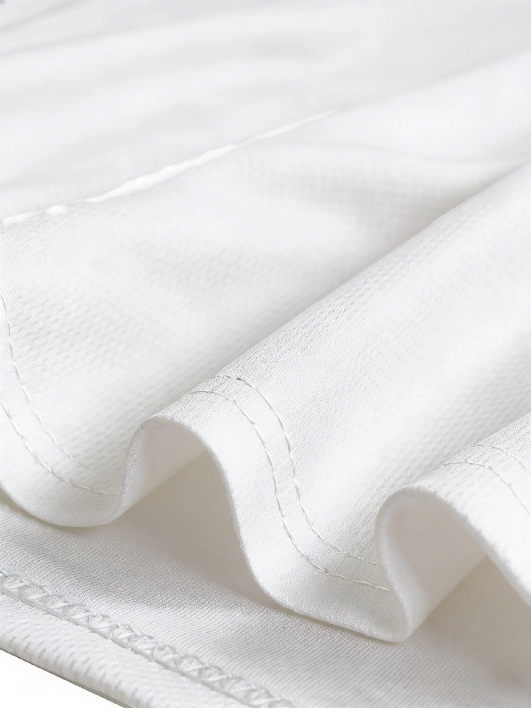 AKJ Fashion débardeur blanc homme, tissu respirant et séchage rapide pour le fitness et le sport.