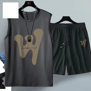 AKJ Fashion Ensemble sport homme 2 pièces gris anthracite, t-shirt sans manches et short assorti avec logo 