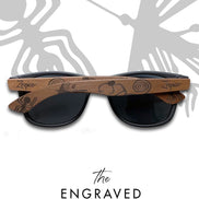 Lunettes de soleil AKJ Fashion en bois véritable, gravées de motifs Nazca, verres noirs polarisés UV400.