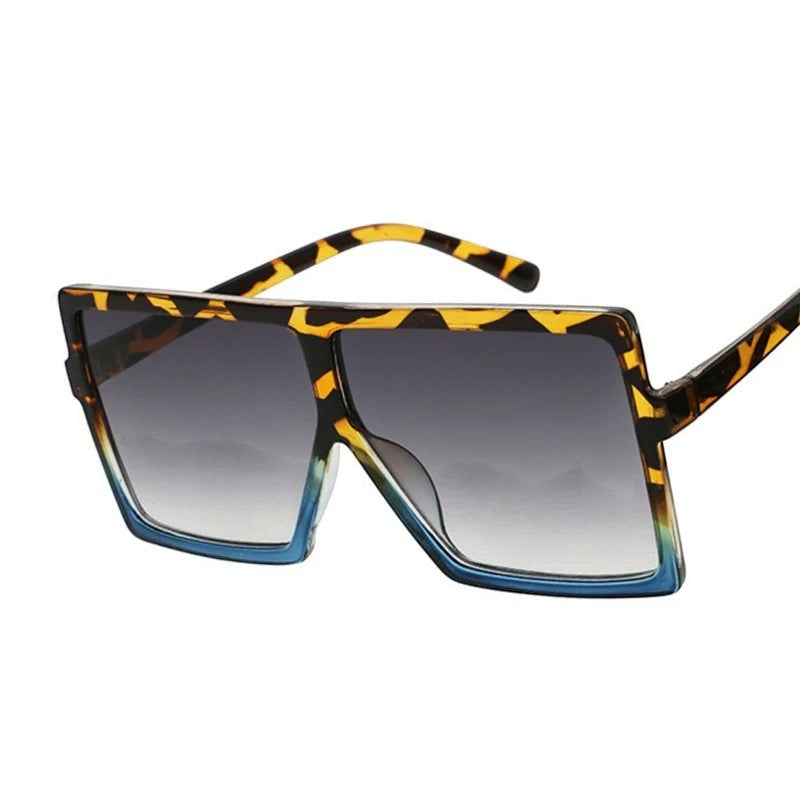 Lunettes de soleil AKJ Fashion carrées écaille de tortue avec verres miroir dégradé bleu, monture plastique légère.