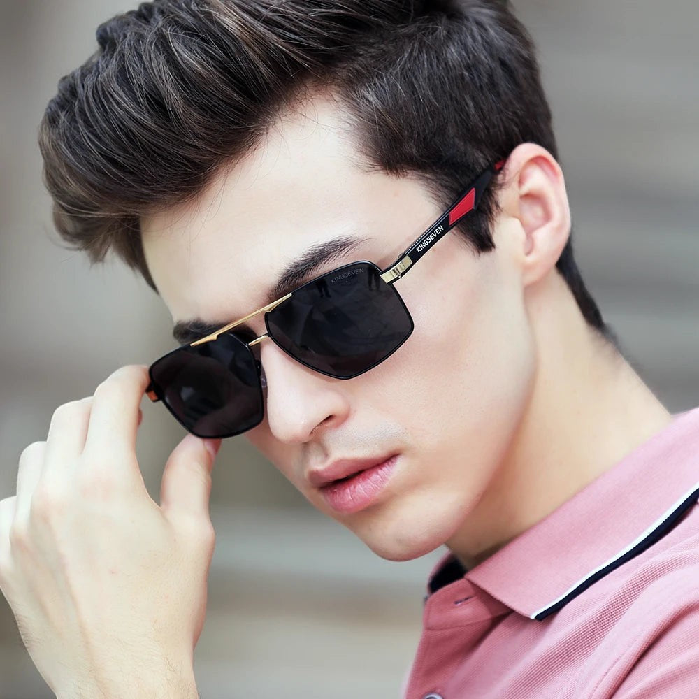 AKJ Fashion lunettes de soleil homme rectangle K-7719, monture aluminium dorée, verres polarisés noirs UV400.