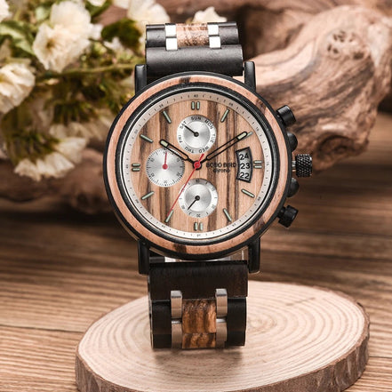 Montre AKJ Fashion en bois et acier, cadran rond avec chronographe, affichage jour/date, aiguilles lumineuses. Bracelet bois.