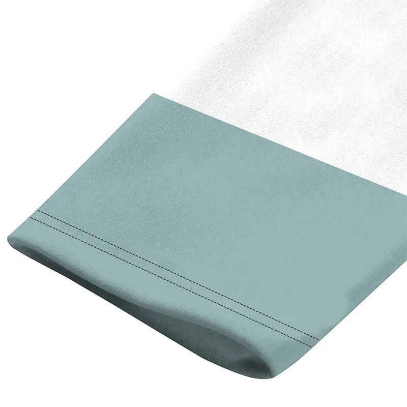 Polo AKJ Fashion bleu ciel en coton léger, col soigné, coutures doubles sur l'ourlet, idéal pour l'été.