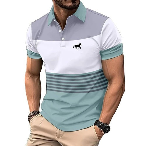 Polo AKJ Fashion homme color block gris, blanc et vert d'eau avec motif cheval brodé, col polo et manches courtes.