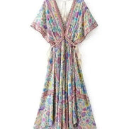 Robe longue AKJ Fashion à col V, manches papillon, imprimé floral multicolore, style bohème, idéale pour l'été.