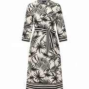 AKJ Fashion robe à manches longues imprimé tropical noir et blanc, avec ceinture à rayures et bordure contrastante.