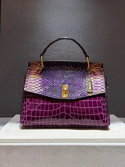 AKJ Fashion sac à main femme en cuir de vachette violet motif serpent, chic et moderne.