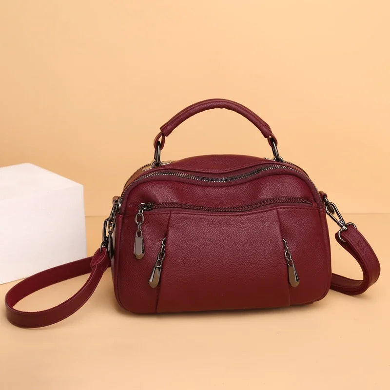 Sac à Main Femme en Cuir Grainé — Style Boston Chic